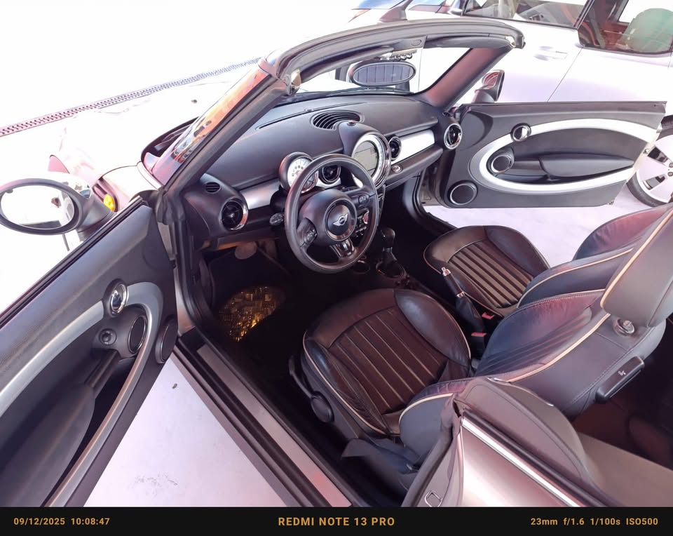 Mini Cooper Cabrio R57